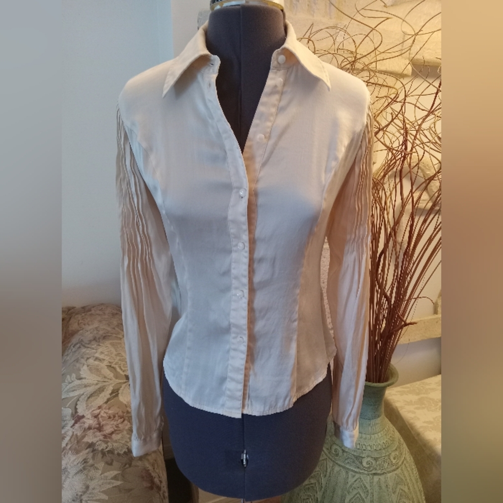 Vero Moda Cream Button-Down Silk Blouse with Pleated Sleeves